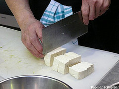 Tofu ferme coupé en dés